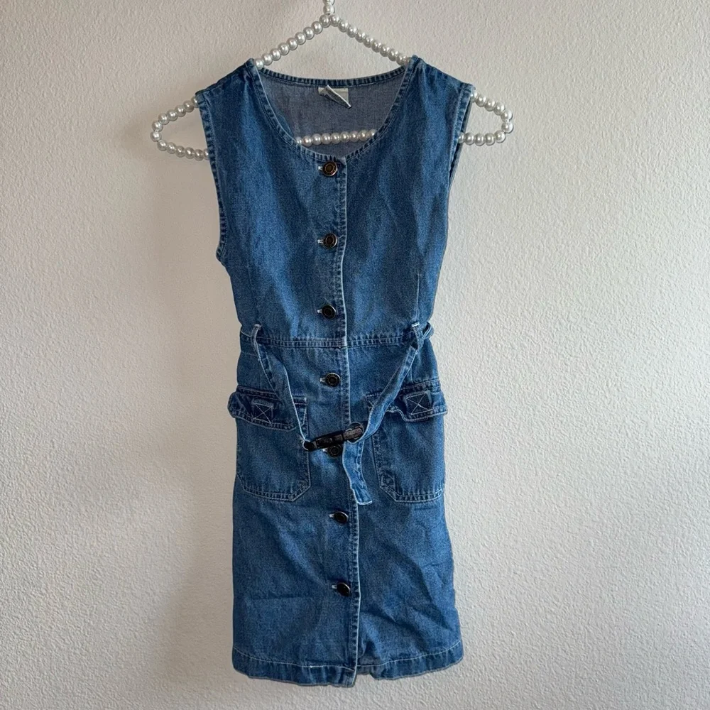 Vintage 😍 Denim Sleeveless Button-Down Dress